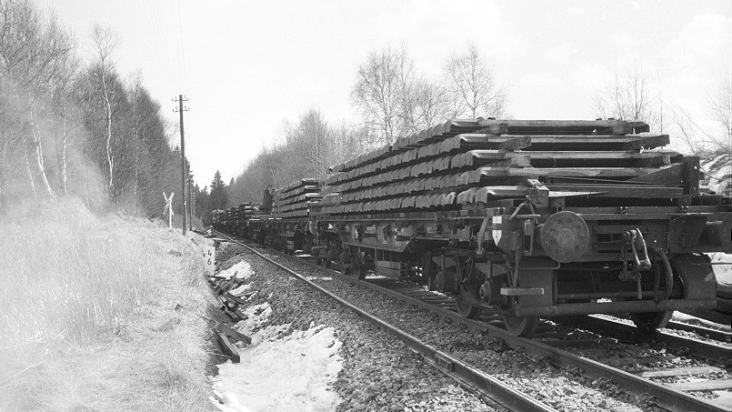 Bauarbeiten mit 086 201-1 - Bauarbeiten in Hildbrandsgrün - Foto: Roland Fraas, Neuenmarkt